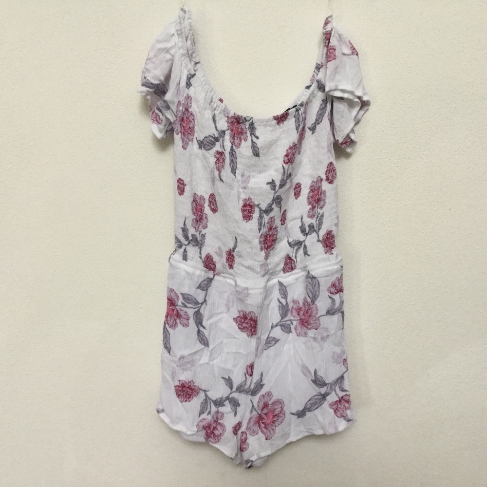 Kendall & Kylie Off Shoulder Floral Smocked Romper XS Summer Spring Light